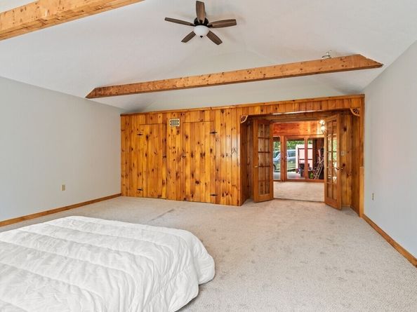 25 Maple Ave, Oxford MA 01537