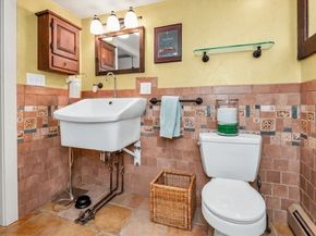 33 Crescent Ave, Beverly MA 01915