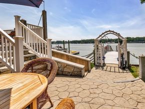 33 Crescent Ave, Beverly MA 01915