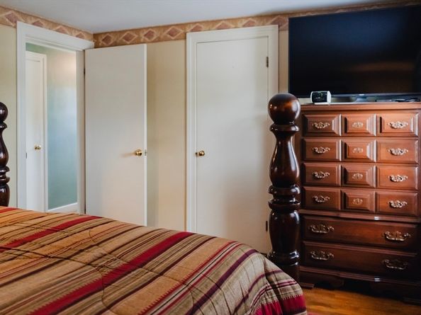 656 Bolton St, Marlborough MA 01752