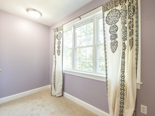 6 Freedom Trail, Medway MA 02053
