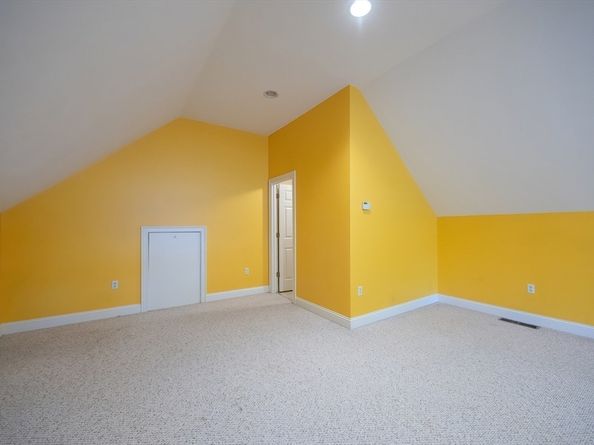 6 Freedom Trail, Medway MA 02053