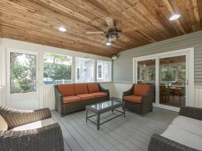 6 Freedom Trail, Medway MA 02053