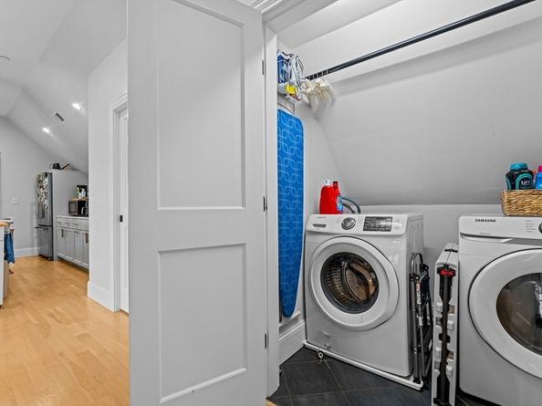28 Dix St 3, Boston MA 02122