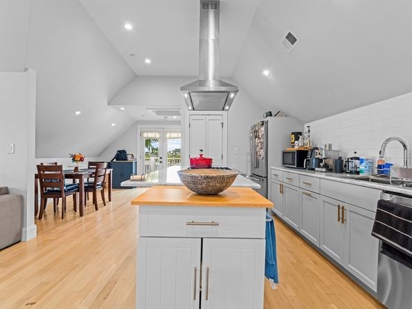 28 Dix St 3, Boston MA 02122