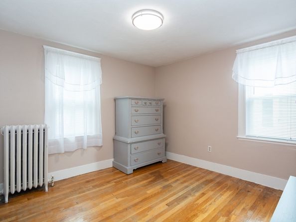 12 Ingleside Ave, Malden MA 02148