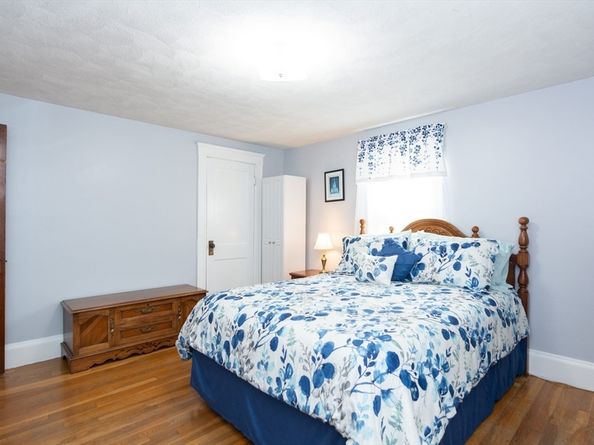 12 Ingleside Ave, Malden MA 02148
