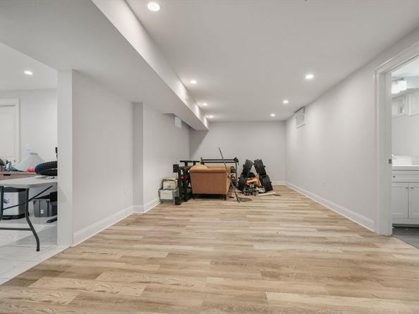 26 Brookfield Rd, Waltham MA 02452