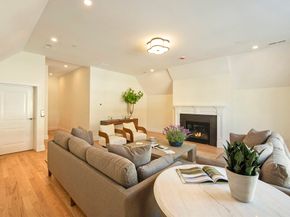 13 Clubview Dr 13, Andover MA 01810