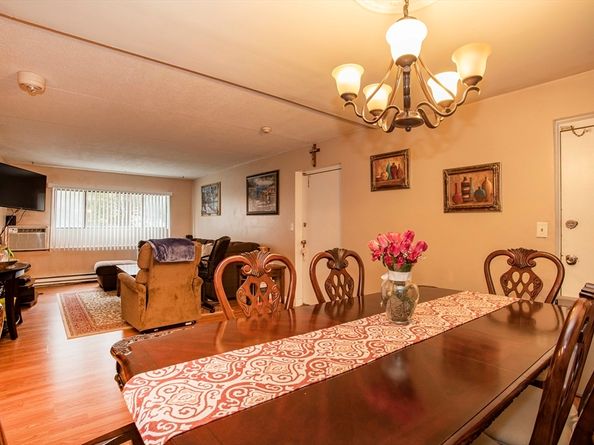 26 Faxon St 2, Stoughton MA 02072