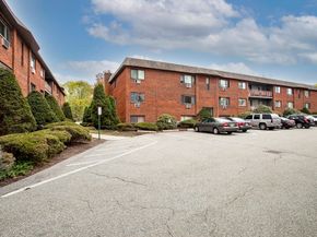 26 Faxon St 2, Stoughton MA 02072