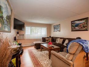 26 Faxon St 2, Stoughton MA 02072