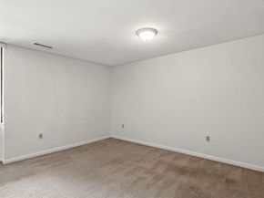 1006 Paradise Rd 1H, Swampscott MA 01907