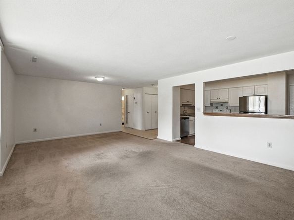 1006 Paradise Rd 1H, Swampscott MA 01907