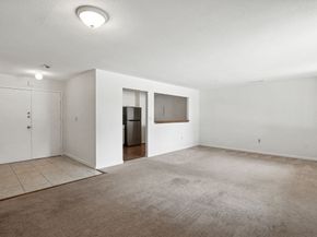 1006 Paradise Rd 1H, Swampscott MA 01907