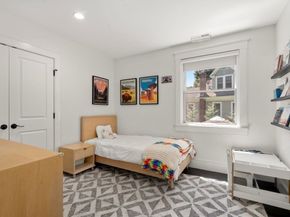 34 Winchester Rd 34, Newton MA 02458