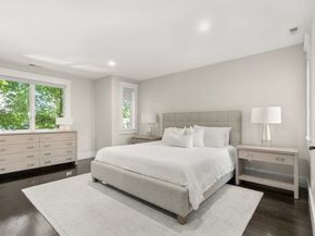 34 Winchester Rd 34, Newton MA 02458