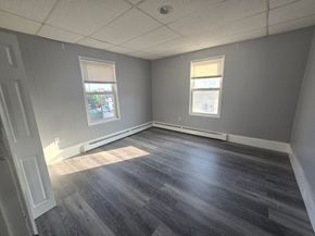 450 Essex St, Lynn MA 01902