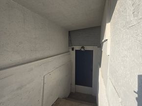 450 Essex St, Lynn MA 01902