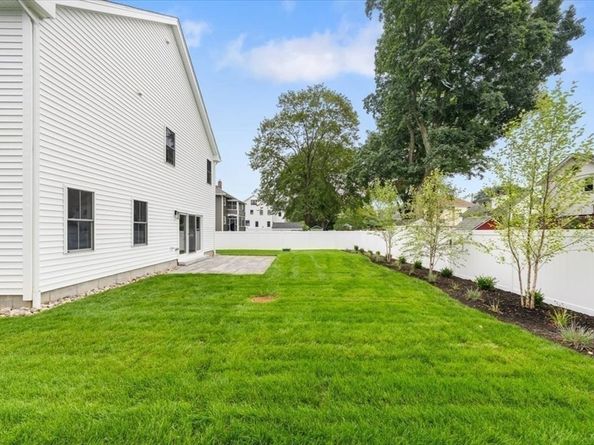 18 Walcott St, Natick MA 01760