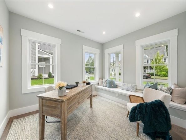 18 Walcott St, Natick MA 01760
