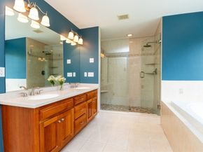14 Essex St, Norfolk MA 02056