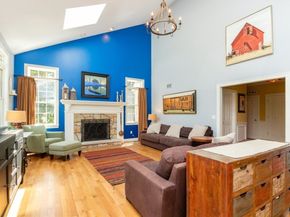 14 Essex St, Norfolk MA 02056