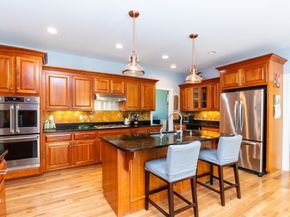 14 Essex St, Norfolk MA 02056