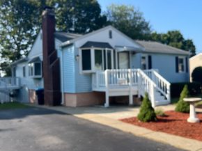 43 Harriet Ave, Shrewsbury MA 01545