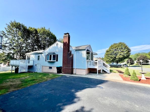 43 Harriet Ave, Shrewsbury MA 01545