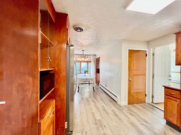 43 Harriet Ave, Shrewsbury MA 01545
