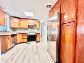 43 Harriet Ave, Shrewsbury MA 01545
