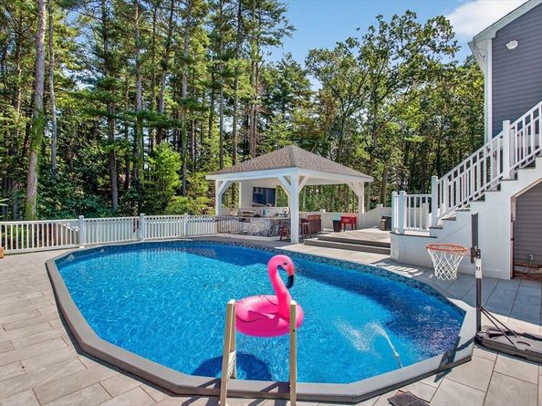 63 Outlook Rd, Billerica MA 01862