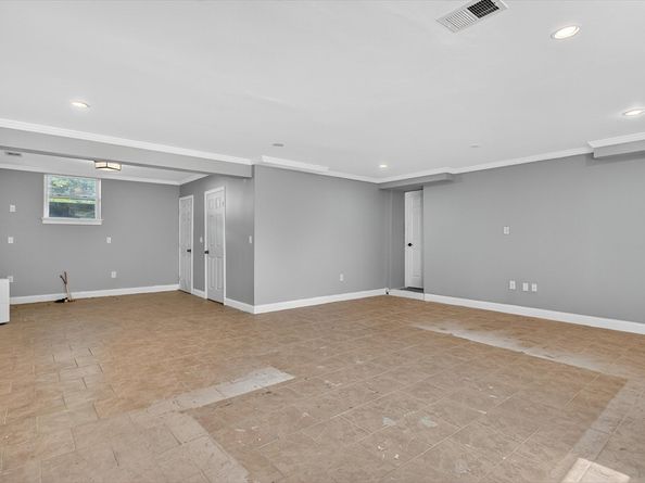 63 Outlook Rd, Billerica MA 01862