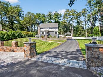 63 Outlook Rd