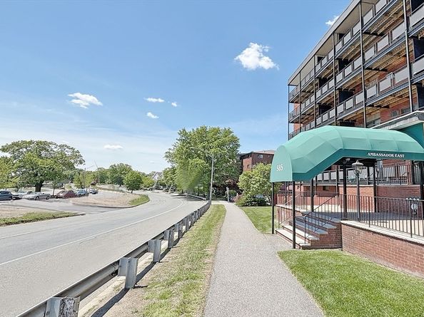 585 Revere Beach Pkwy 410, Revere MA 02151