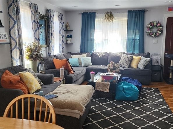 14-16 Tremont St, Peabody MA 01960