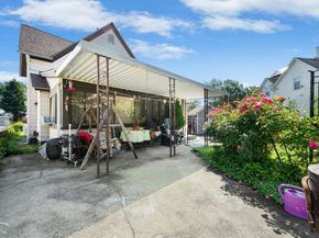 96 Lake Ave, Worcester MA 01604