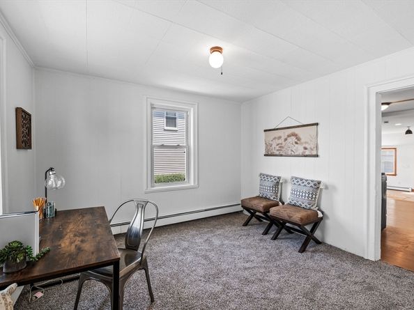 12 Planters St, Salem MA 01970