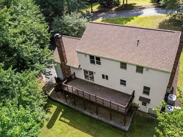 1 Maillet Dr, Acton MA 01720