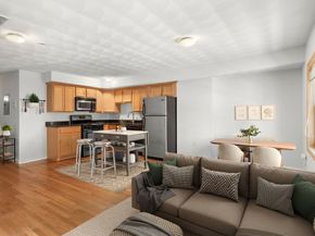 335-337 Meridian St 4, Boston MA 02128