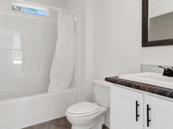 98 Newbury 4B, Danvers MA 01923