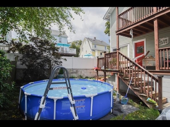9 Crest Hill Rd, Somerville MA 02145