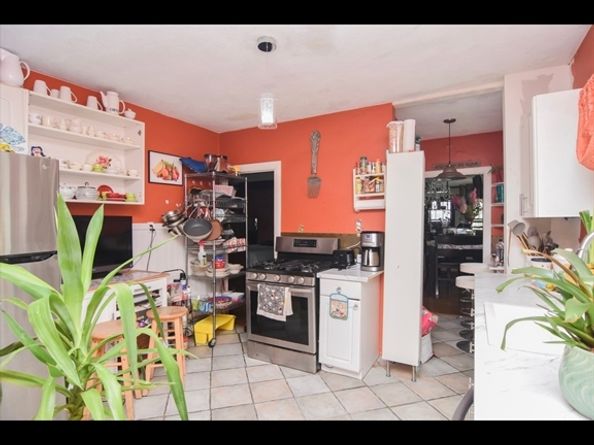 9 Crest Hill Rd, Somerville MA 02145