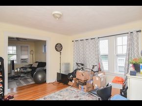 9 Crest Hill Rd, Somerville MA 02145
