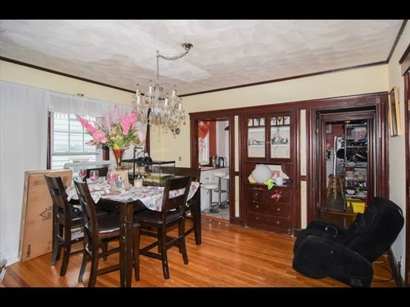 9 Crest Hill Rd, Somerville MA 02145