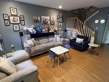 56 Laurelwood Dr