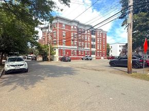 20 Huss Ct 105, Lynn MA 01905