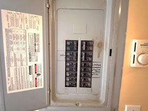 20 Huss Ct 105, Lynn MA 01905