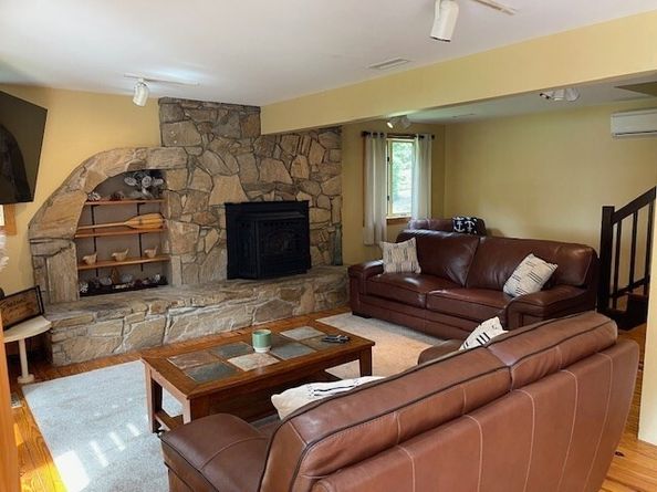 23 Shore Road, North Brookfield MA 01535